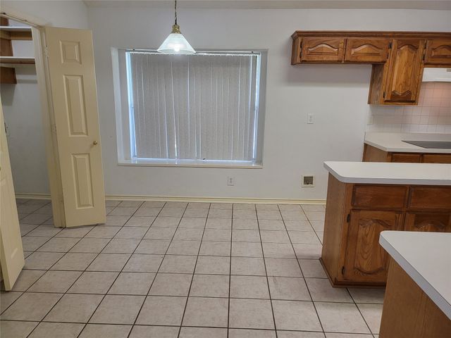 429 Oakhurst Drive, Murphy, TX 75094