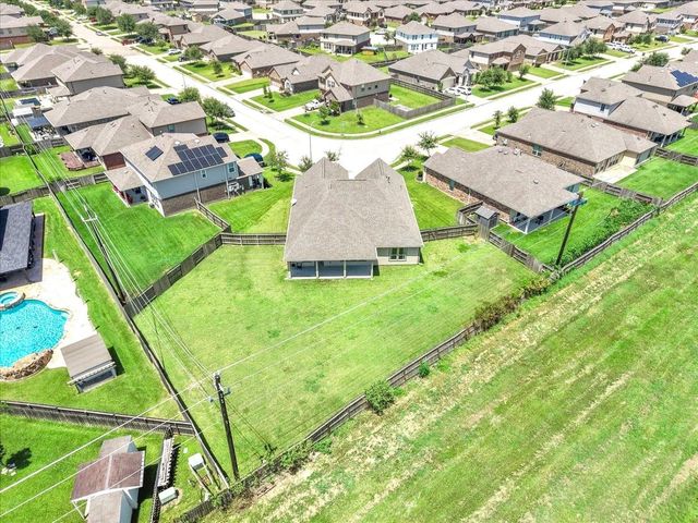 3924 Littlebourne Lane, Pearland, TX 77584