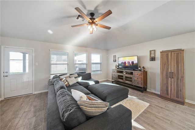 104 Shallow Creek Drive, Waller, TX 77484