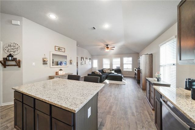 104 Shallow Creek Drive, Waller, TX 77484