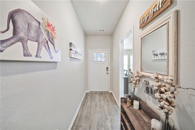 104 Shallow Creek Drive, Waller, TX 77484