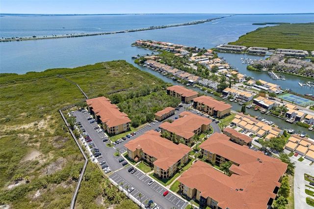 4316 BAYSIDE VILLAGE DRIVE 304, Tampa, FL 33615