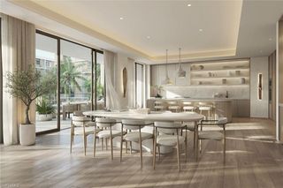 1933 DAVIS BLVD 411, Naples, FL 34104