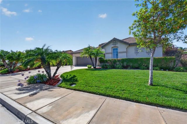 12687 Cathedral Ridge Way, Riverside, CA 92503