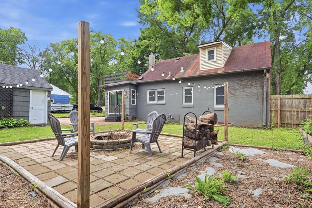 2258 W 105th Street, Bloomington, MN 55431