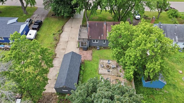 2258 W 105th Street, Bloomington, MN 55431