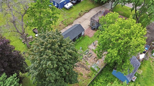 2258 W 105th Street, Bloomington, MN 55431