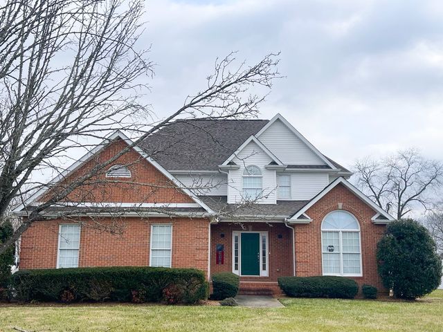 220 Bryan Dr, Winchester, TN 37398