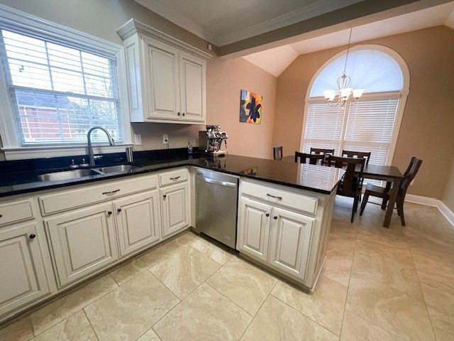 220 Bryan Dr, Winchester, TN 37398