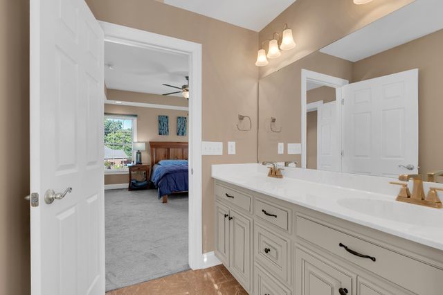 220 Bryan Dr, Winchester, TN 37398