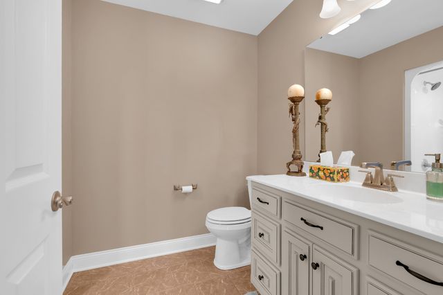 220 Bryan Dr, Winchester, TN 37398