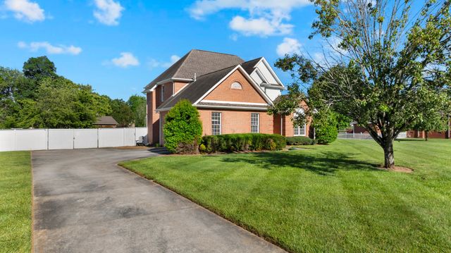220 Bryan Dr, Winchester, TN 37398