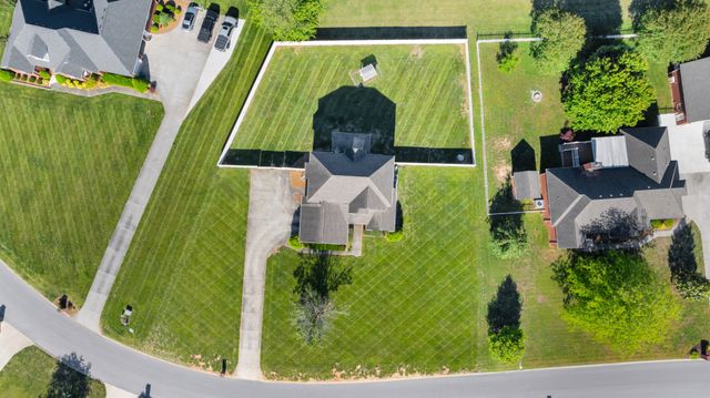 220 Bryan Dr, Winchester, TN 37398