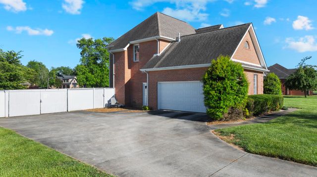 220 Bryan Dr, Winchester, TN 37398