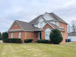 220 Bryan Dr, Winchester, TN 37398