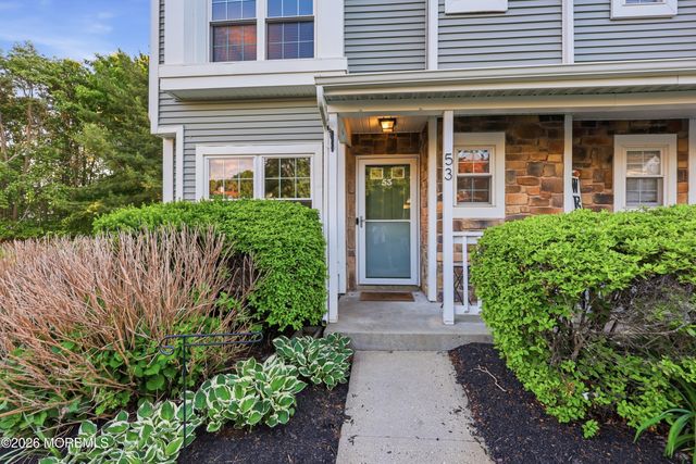 53 Horseshoe Court, Tinton Falls, NJ 07753
