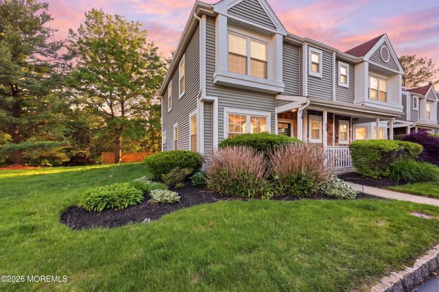 53 Horseshoe Court, Tinton Falls, NJ 07753