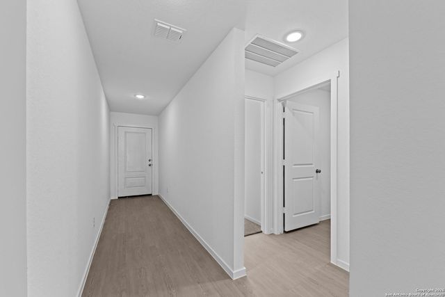 100 Ellendale Place, Fredericksburg, TX 78624