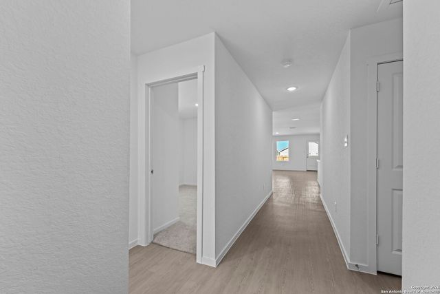 100 Ellendale Place, Fredericksburg, TX 78624