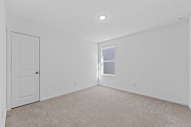 100 Ellendale Place, Fredericksburg, TX 78624