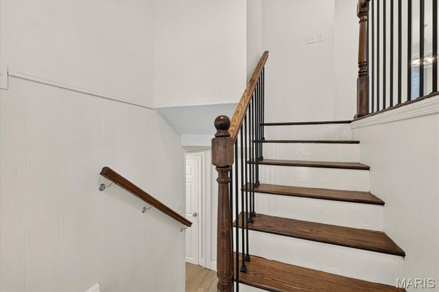 2026 Dawson Drive, St Charles, MO 63301