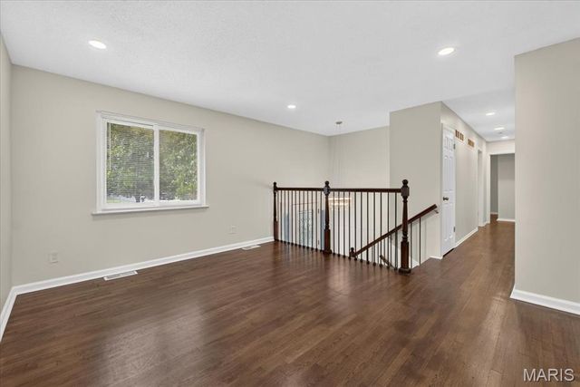 2026 Dawson Drive, St Charles, MO 63301
