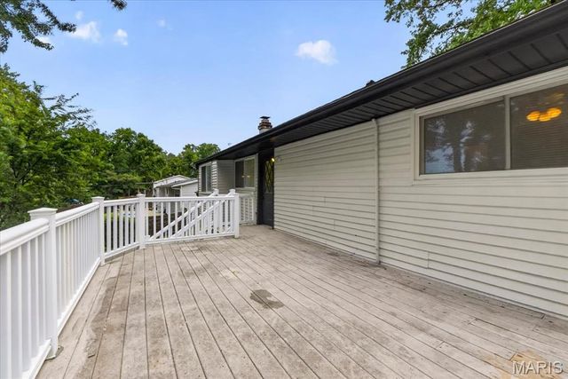 2026 Dawson Drive, St Charles, MO 63301