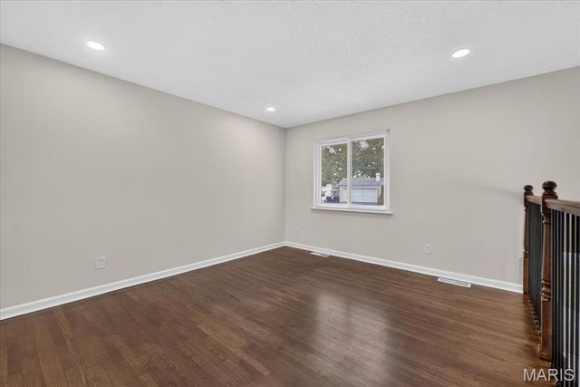 2026 Dawson Drive, St Charles, MO 63301