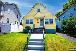 53 Sunnyside Avenue, Dumont, NJ 07628