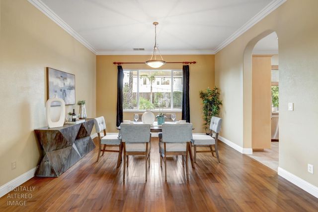 10216 Sorenstam Dr, Sacramento, CA 95829