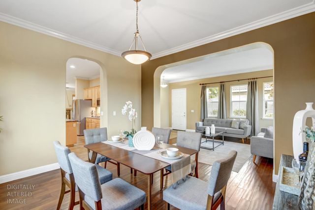 10216 Sorenstam Dr, Sacramento, CA 95829