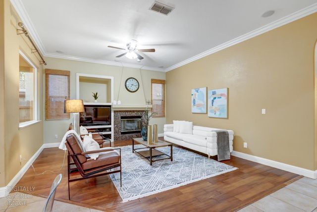 10216 Sorenstam Dr, Sacramento, CA 95829