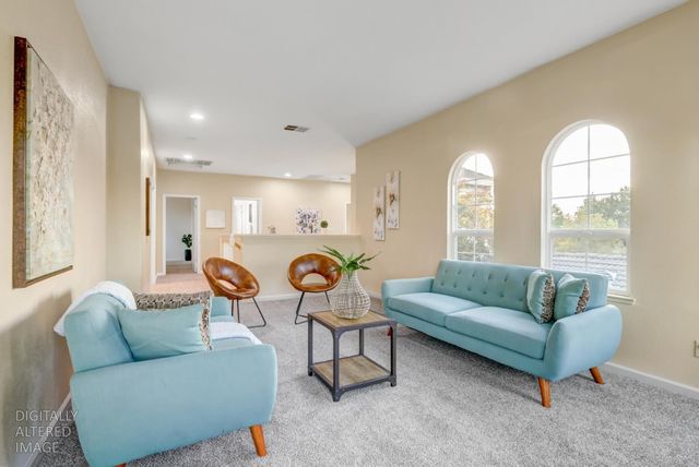 10216 Sorenstam Dr, Sacramento, CA 95829