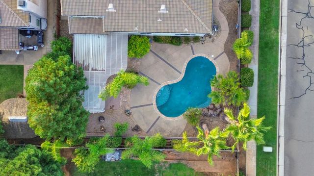 10216 Sorenstam Dr, Sacramento, CA 95829