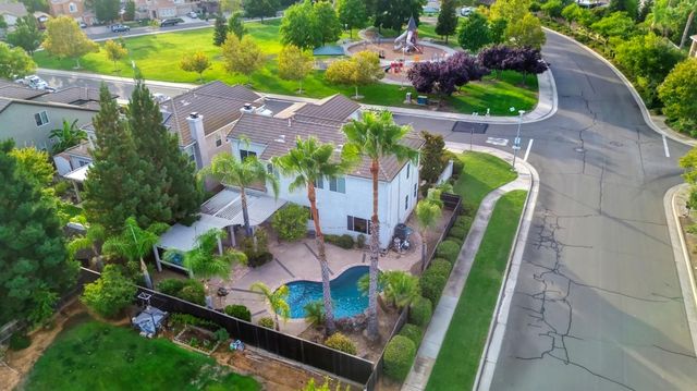 10216 Sorenstam Dr, Sacramento, CA 95829