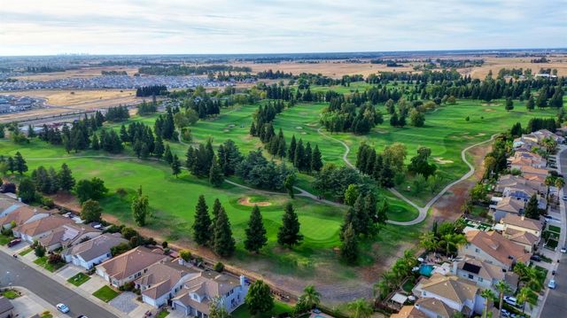 10216 Sorenstam Dr, Sacramento, CA 95829