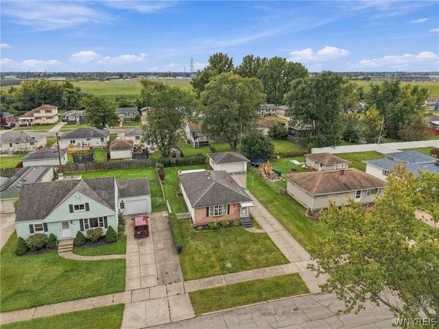 31 Coshway Place, Tonawanda, NY 14150