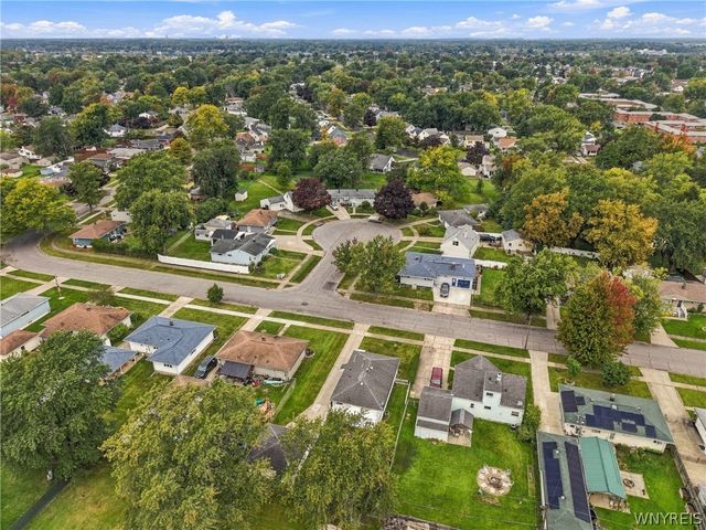 31 Coshway Place, Tonawanda, NY 14150