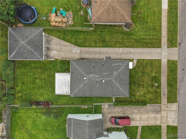 31 Coshway Place, Tonawanda, NY 14150