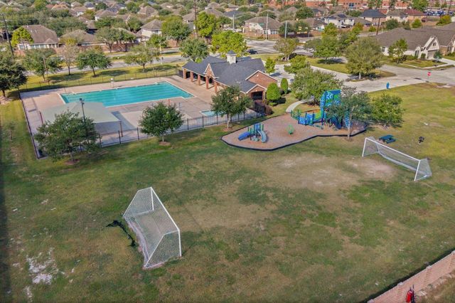 15107 Summer Sunset Drive, Humble, TX 77396