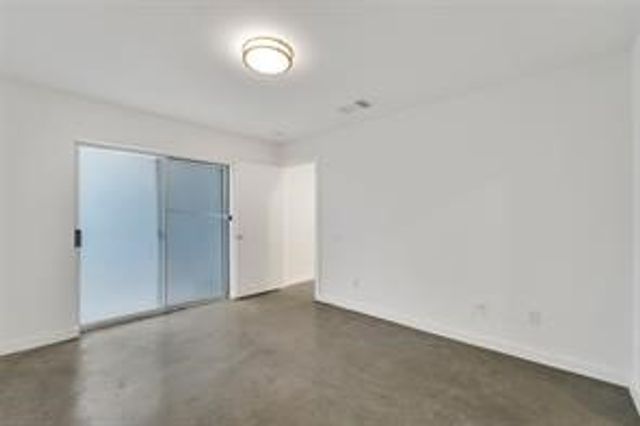 2202 N Peak Street, Dallas, TX 75204