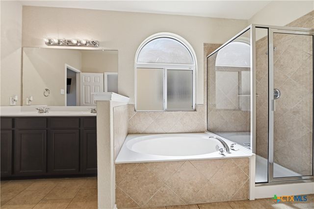 133 Finch Knoll, San Antonio, TX 78253
