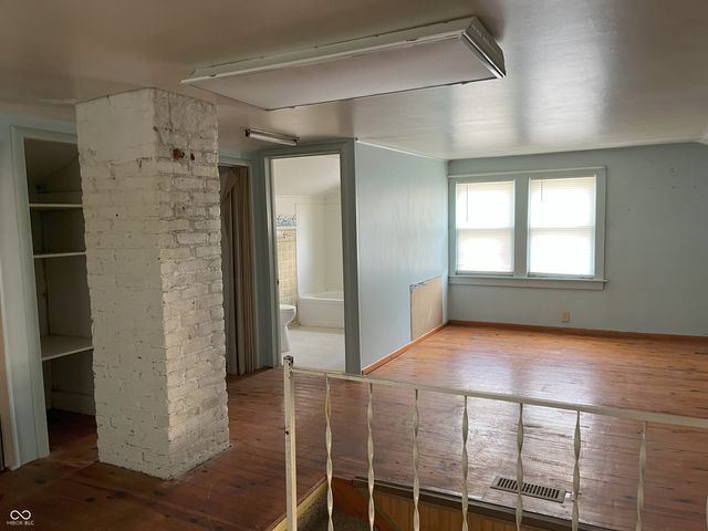 1800 Park Street, Terre Haute, IN 47803