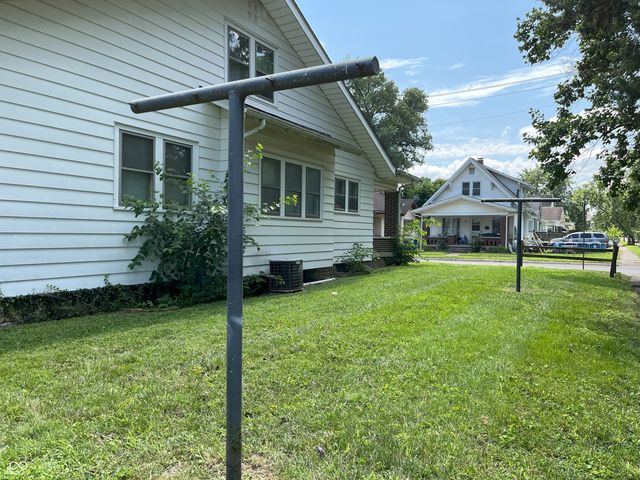 1800 Park Street, Terre Haute, IN 47803