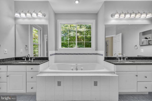 5257 FERRY BRANCH LN, Lothian, MD 20711