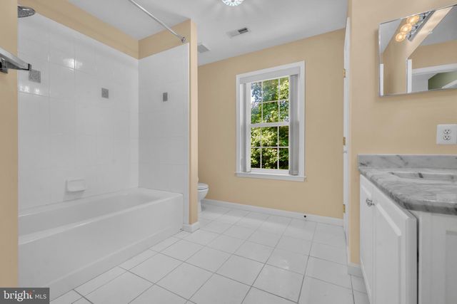 5257 FERRY BRANCH LN, Lothian, MD 20711