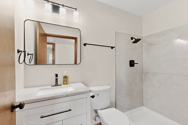 804 N 5th Street, Belen, NM 87002