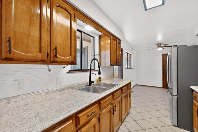 804 N 5th Street, Belen, NM 87002