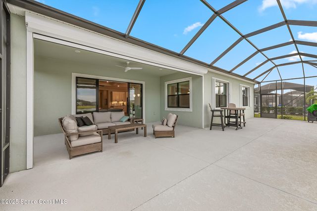1393 Great Belt Circle, Melbourne, FL 32940