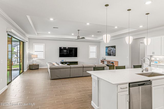 1393 Great Belt Circle, Melbourne, FL 32940